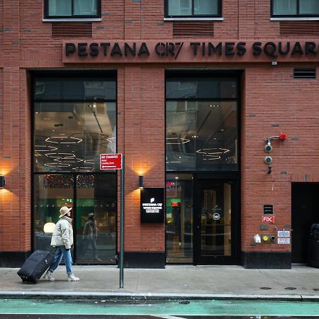 Отель Pestana Cr7 Times Square Нью-Йорк Экстерьер фото